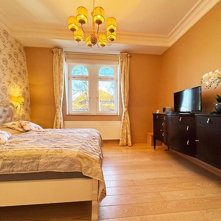 Luxury Apartment Diamond Карловы Вары Экстерьер фото