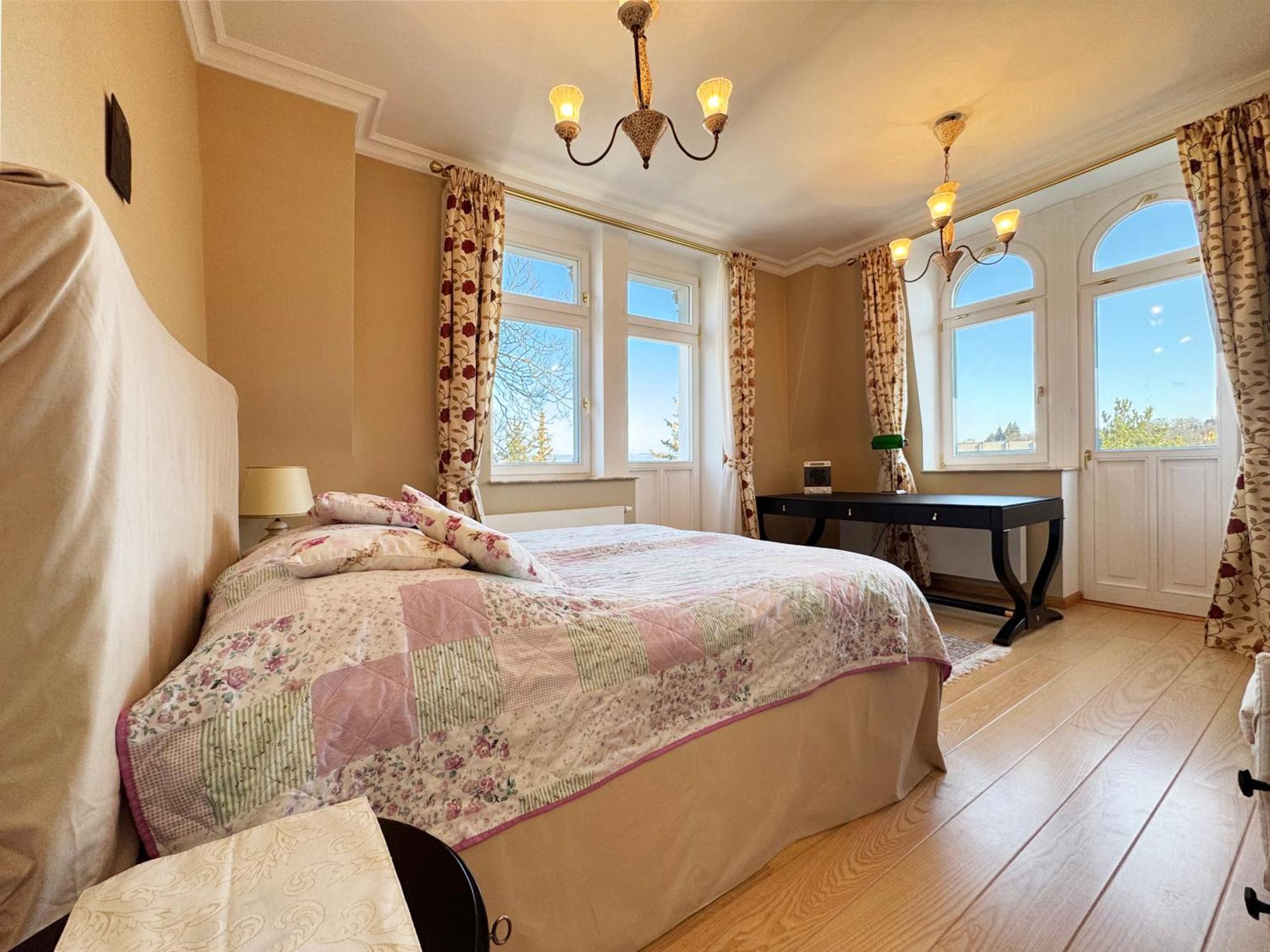 Luxury Apartment Diamond Карловы Вары Экстерьер фото